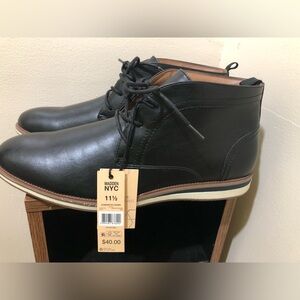 Madden NYC Leather casual shoes NWT Size 11.5